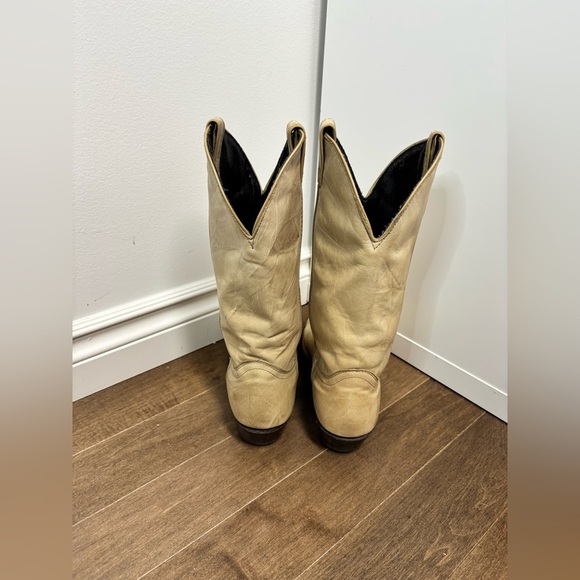Men's Cream Western Boots - Picture 6 of 6